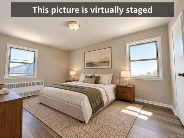 [PHOTO]