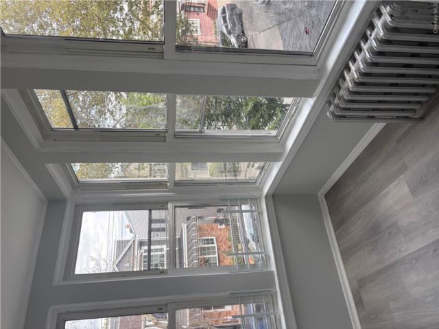  3 BR,  1.00 BTH &nbsp;Cape cod style home in Ozone Park