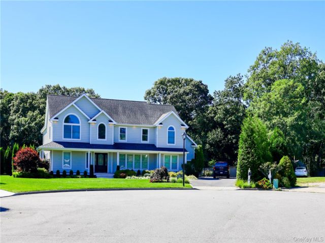 [PHOTO]