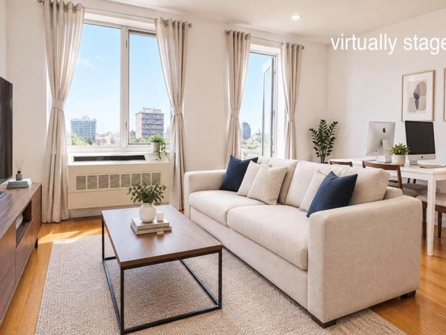  2 BR,  2.00 BTH &nbsp;Modern style home in Flushing