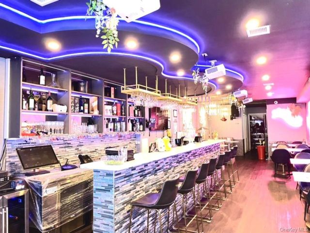 [Flushing Real Estate, listing number 7344778]