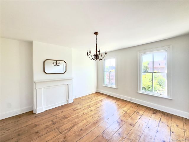  4 BR,  2.00 BTH &nbsp;Colonial style home in Newburgh