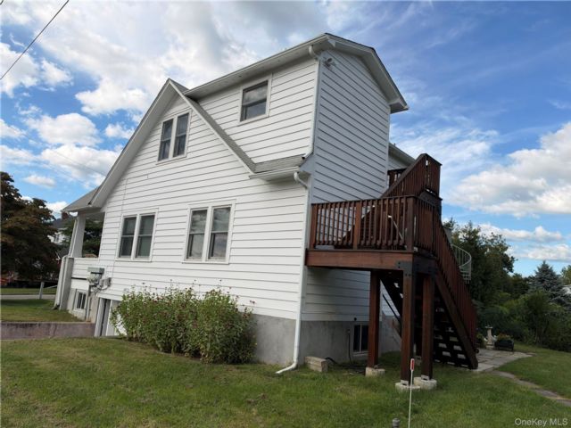  1 BR,  1.00 BTH &nbsp;Cape cod style home in Verplanck