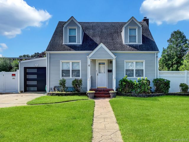 [Westbury Real Estate, listing number 7344883]