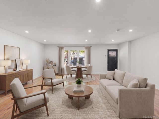 6 BR,  5.00 BTH &nbsp;House style home in Mill Basin