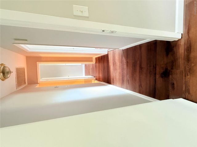 [PHOTO]