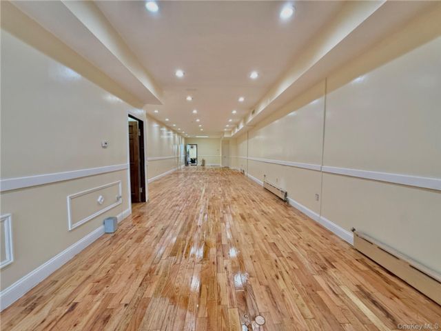 Studio,  0.00 BTH &nbsp;Commercial style home in Ozone Park