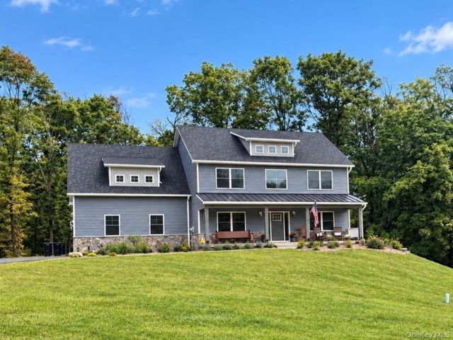  4 BR,  3.00 BTH &nbsp;Colonial style home in Goshen