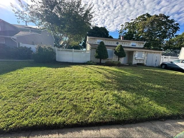 [Centereach Real Estate, listing number 7346683]