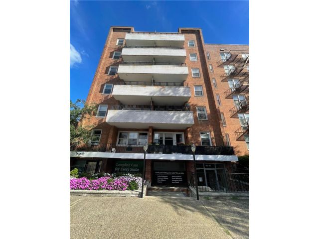 [Forest Hills Real Estate, listing number 7346786]