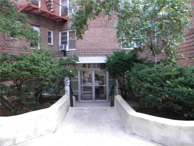 [Elmhurst Real Estate, listing number 7347132]