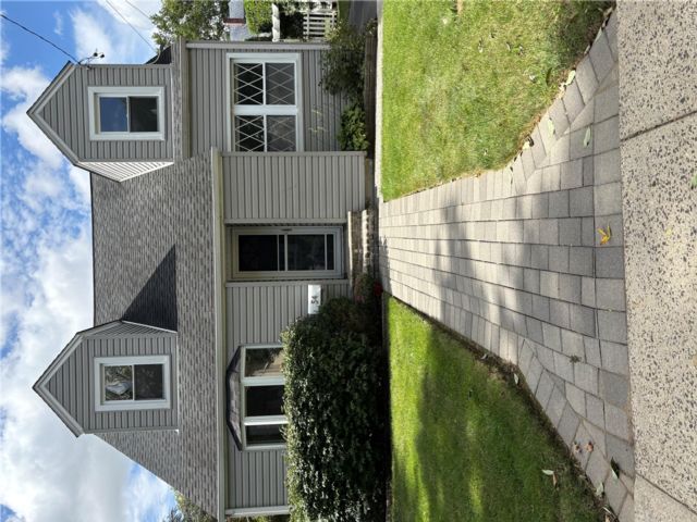  3 BR,  2.00 BTH &nbsp;Cape cod style home in Floral Park