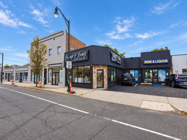 Studio,  0.00 BTH &nbsp;House style home in Lynbrook