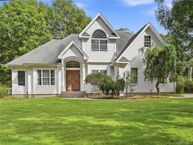 [Ridge Real Estate, listing number 7347620]