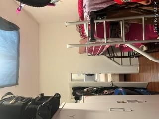 [PHOTO]