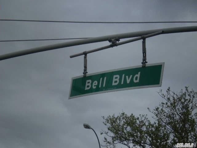 [PHOTO]