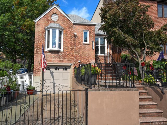 [Middle Village Real Estate, listing number 7348059]