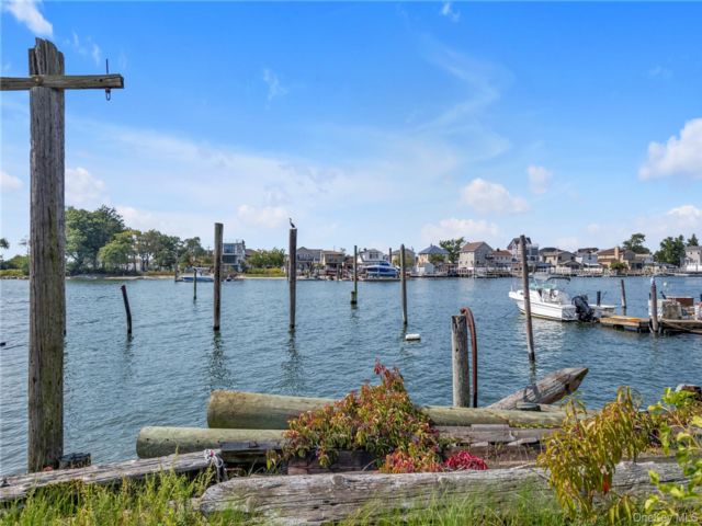 [Hamilton Beach Real Estate, listing number 7348067]