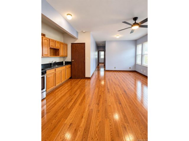  4 BR,  1.00 BTH &nbsp;Split level style home in Ozone Park