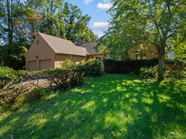  3 BR,  2.00 BTH &nbsp;Ranch style home in Northport