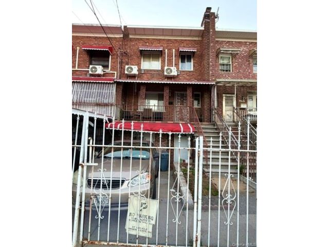 [Woodlawn Real Estate, listing number 7348548]