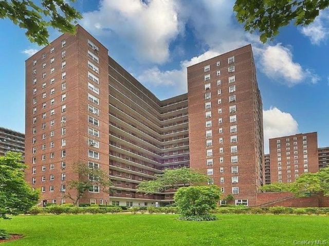 [Rego Park Real Estate, listing number 7348597]