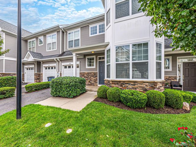[Huntington Station Real Estate, listing number 7348626]
