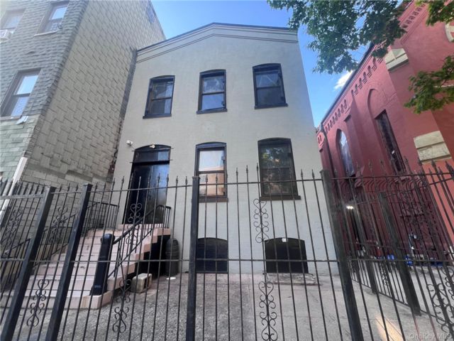 Studio,  0.00 BTH &nbsp;House style home in Bedford Stuyvesant