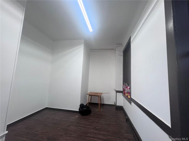 [PHOTO]