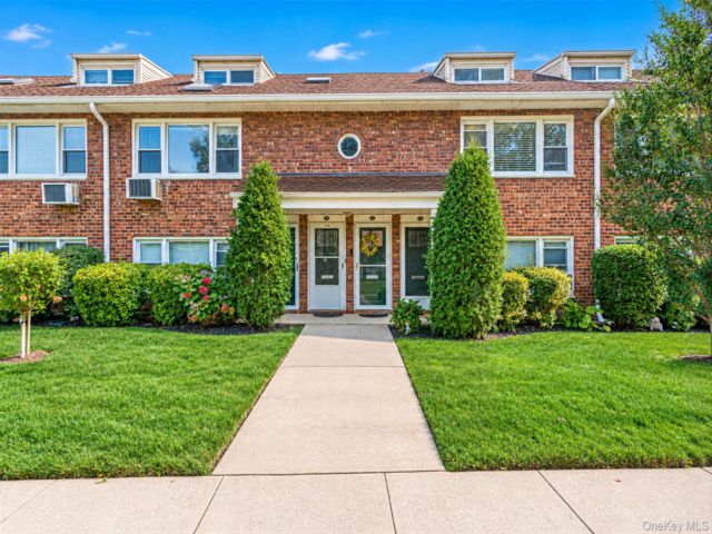  1 BR,  1.00 BTH &nbsp;Garden style home in Baldwin