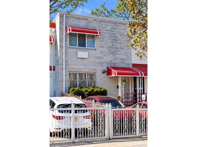 [Longwood Real Estate, listing number 7349237]