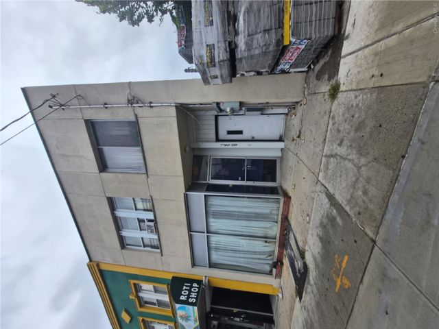 Studio,  0.00 BTH &nbsp;Commercial style home in Jamaica