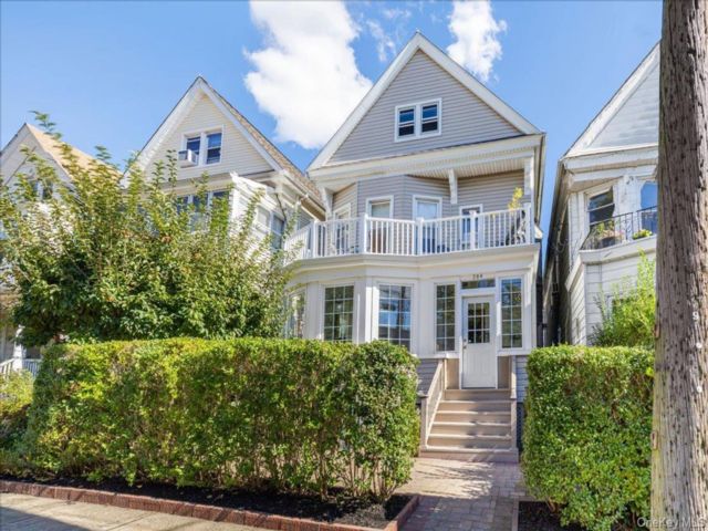 [Yonkers Real Estate, listing number 7350030]
