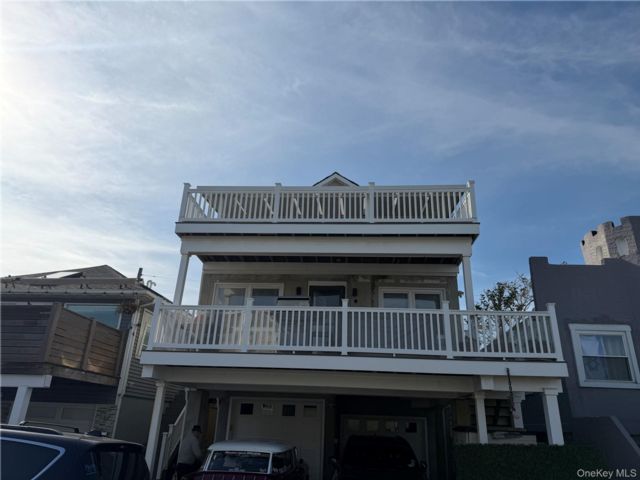  2 BR,  1.00 BTH &nbsp;Other style home in Long Beach