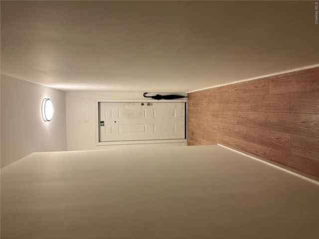 [PHOTO]