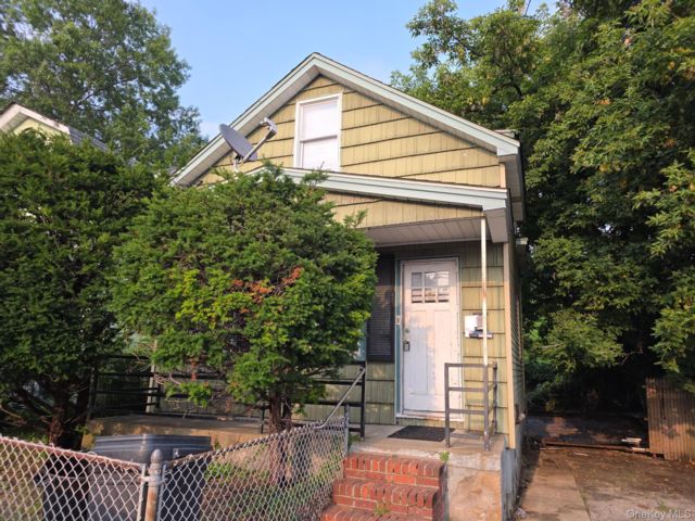 [Elmont Real Estate, listing number 7350656]