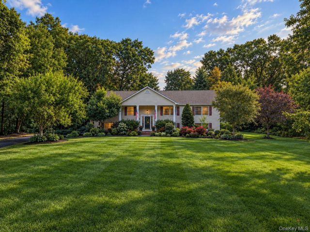  5 BR,  3.00 BTH &nbsp;Hi ranch style home in Newburgh