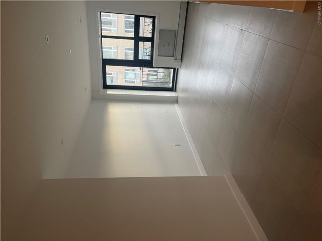 2 BR,  2.00 BTH &nbsp;Other style home in Corona