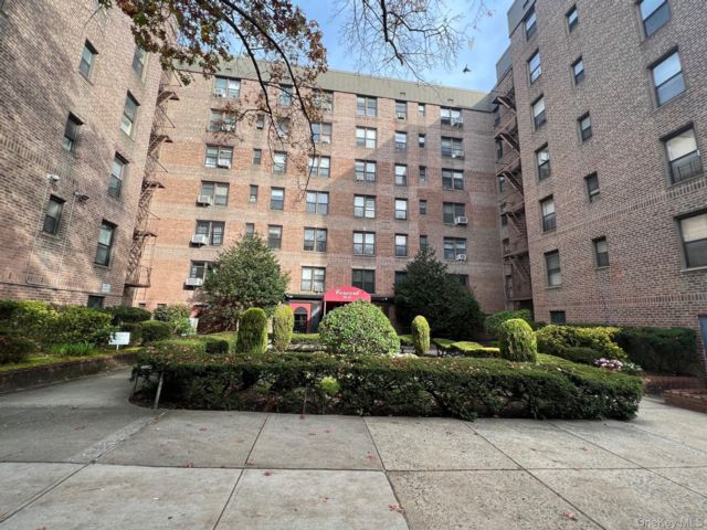  1 BR,  1.00 BTH &nbsp;Other style home in Woodhaven