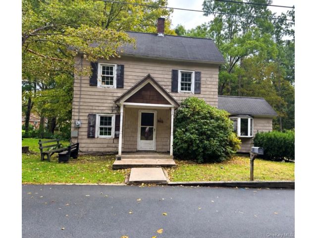  2 BR,  1.00 BTH &nbsp;Farmhouse style home in Wurtsboro