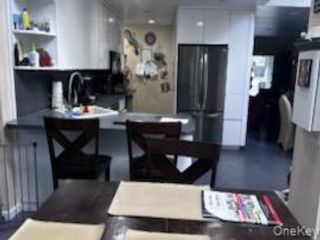 [PHOTO]