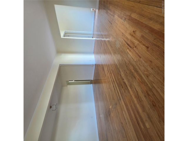 [PHOTO]