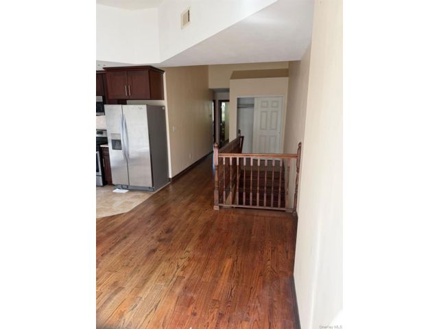  3 BR,  1.00 BTH &nbsp;House style home in Fresh Meadows