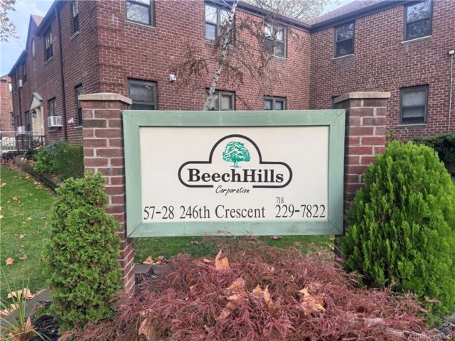  3 BR,  1.00 BTH &nbsp;Garden style home in Douglaston
