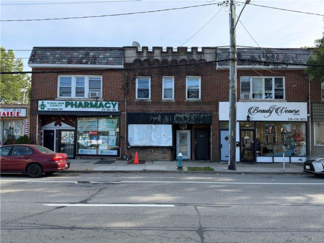 Studio,  0.00 BTH &nbsp;House style home in Floral Park