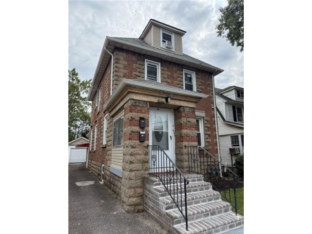 [Floral Park Real Estate, listing number 7352020]