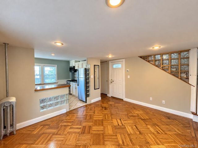  2 BR,  1.00 BTH &nbsp;Other style home in Maspeth