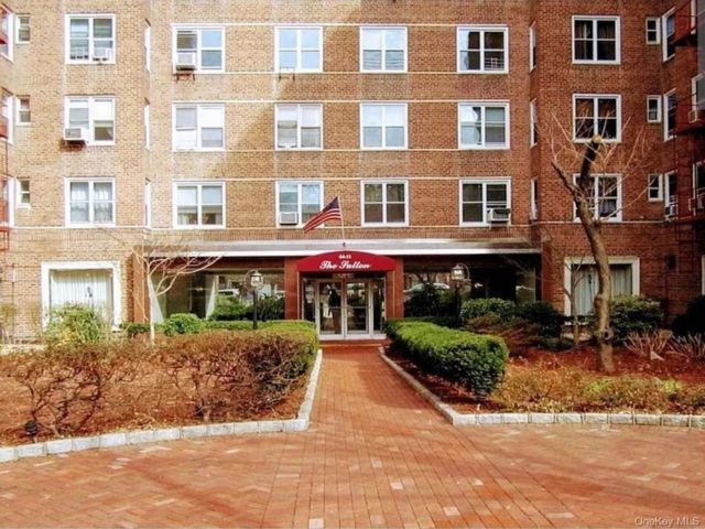  2 BR,  1.00 BTH &nbsp;Other style home in Rego Park