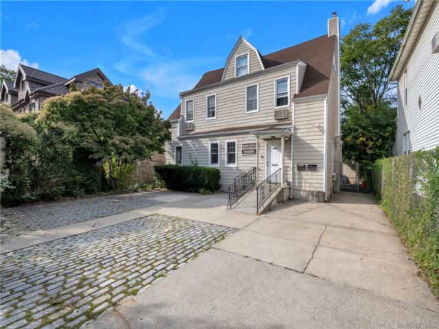 Studio,  0.00 BTH &nbsp;House style home in Flushing