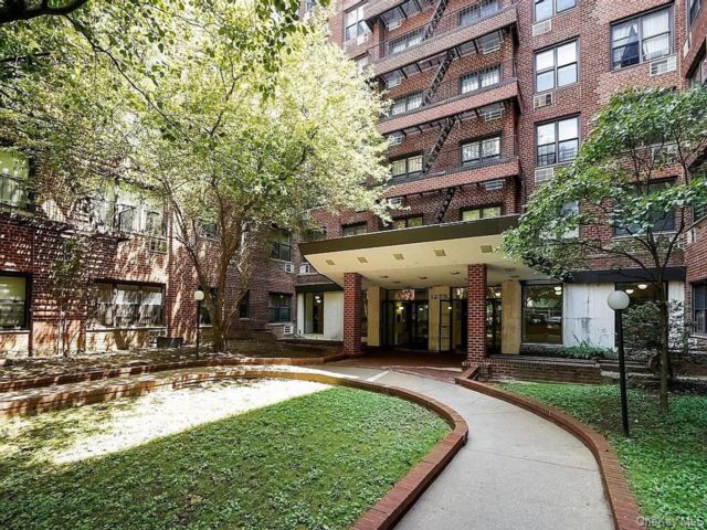 Studio,  1.00 BTH &nbsp;Other style home in Mill Basin